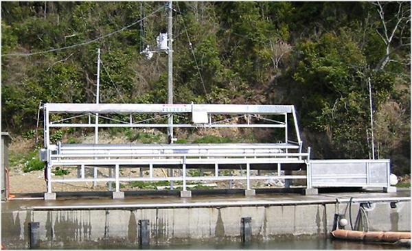 全自動洗網機 A-10M型(汚水処理装置付き)